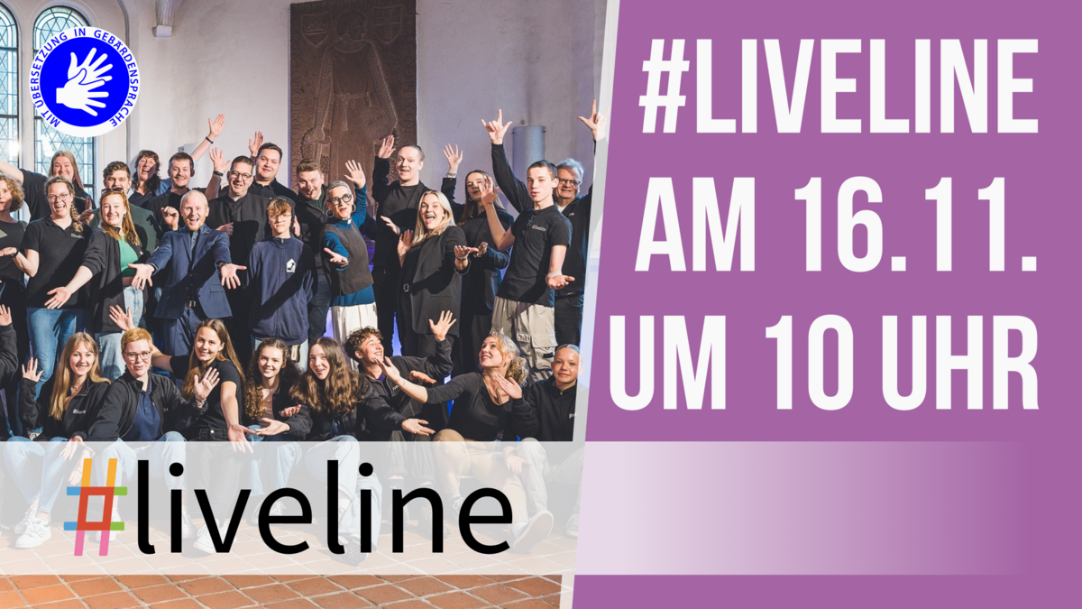 Foto: Guido Kollmeier Das #liveline_team steht in der Kapelle und jubelt